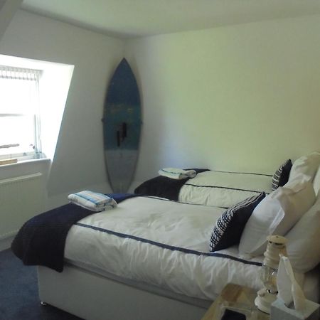 The Beach House Holiday Apartments Истбурн Экстерьер фото
