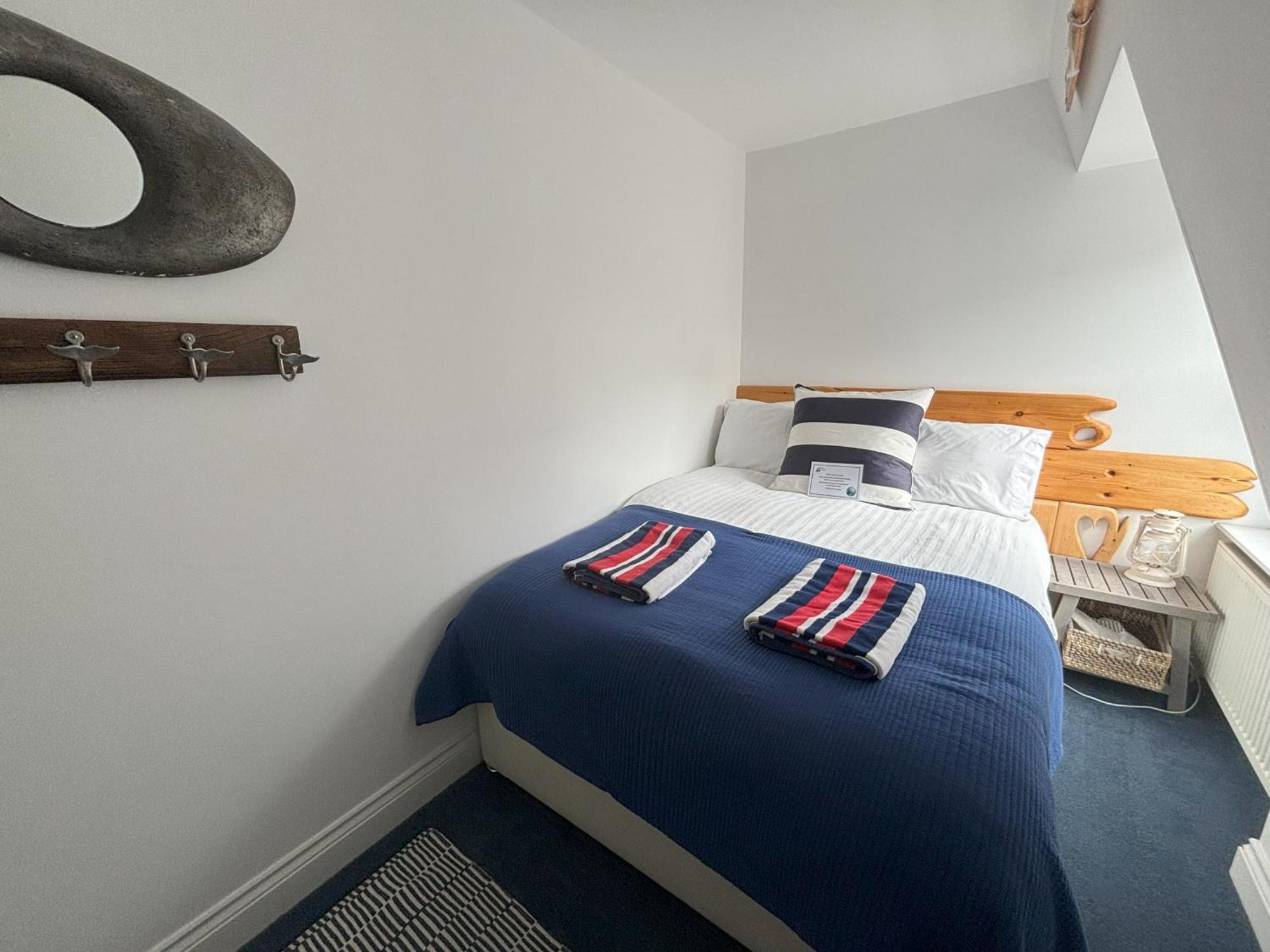 The Beach House Holiday Apartments Истбурн Экстерьер фото