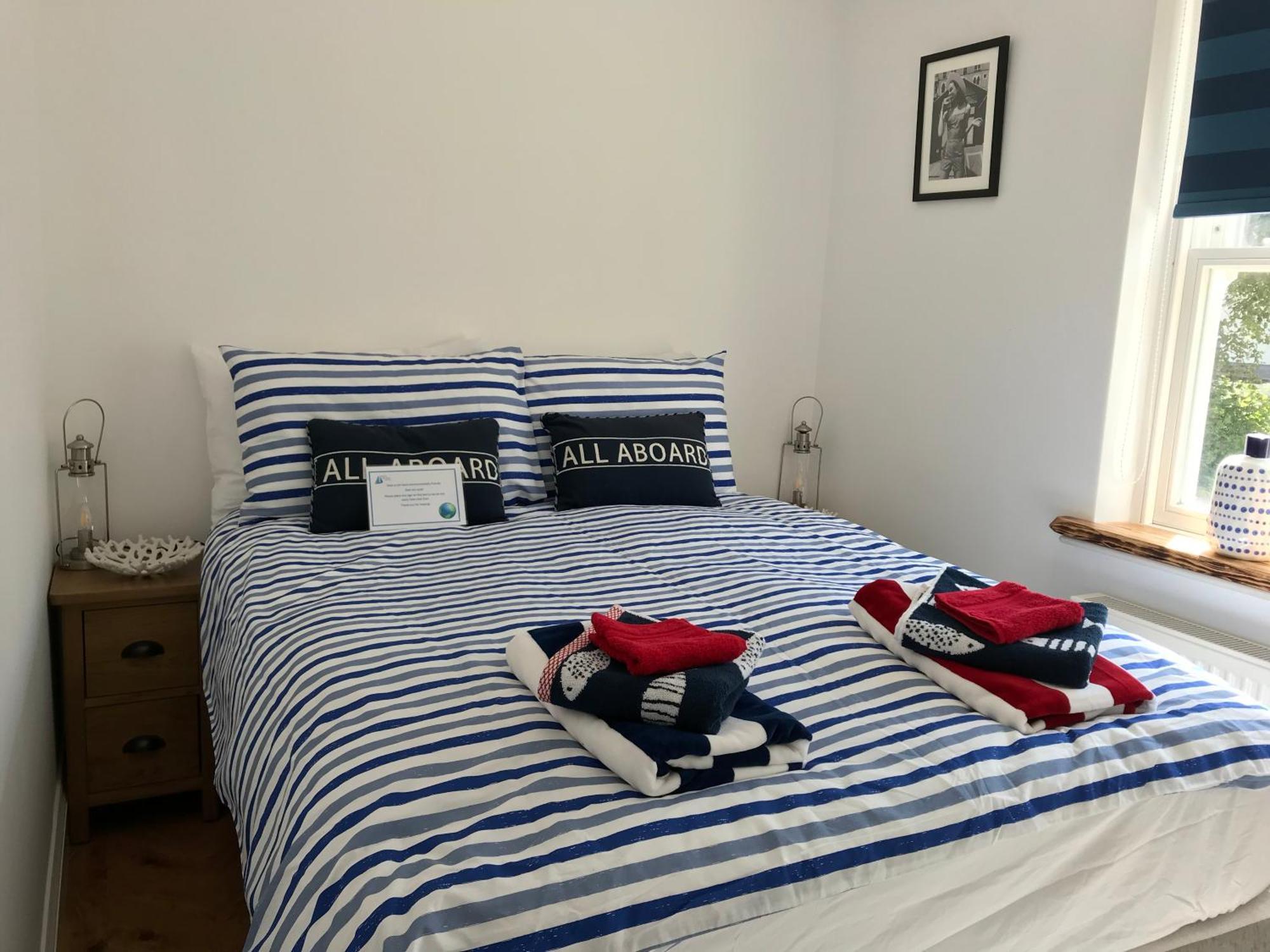 The Beach House Holiday Apartments Истбурн Номер фото