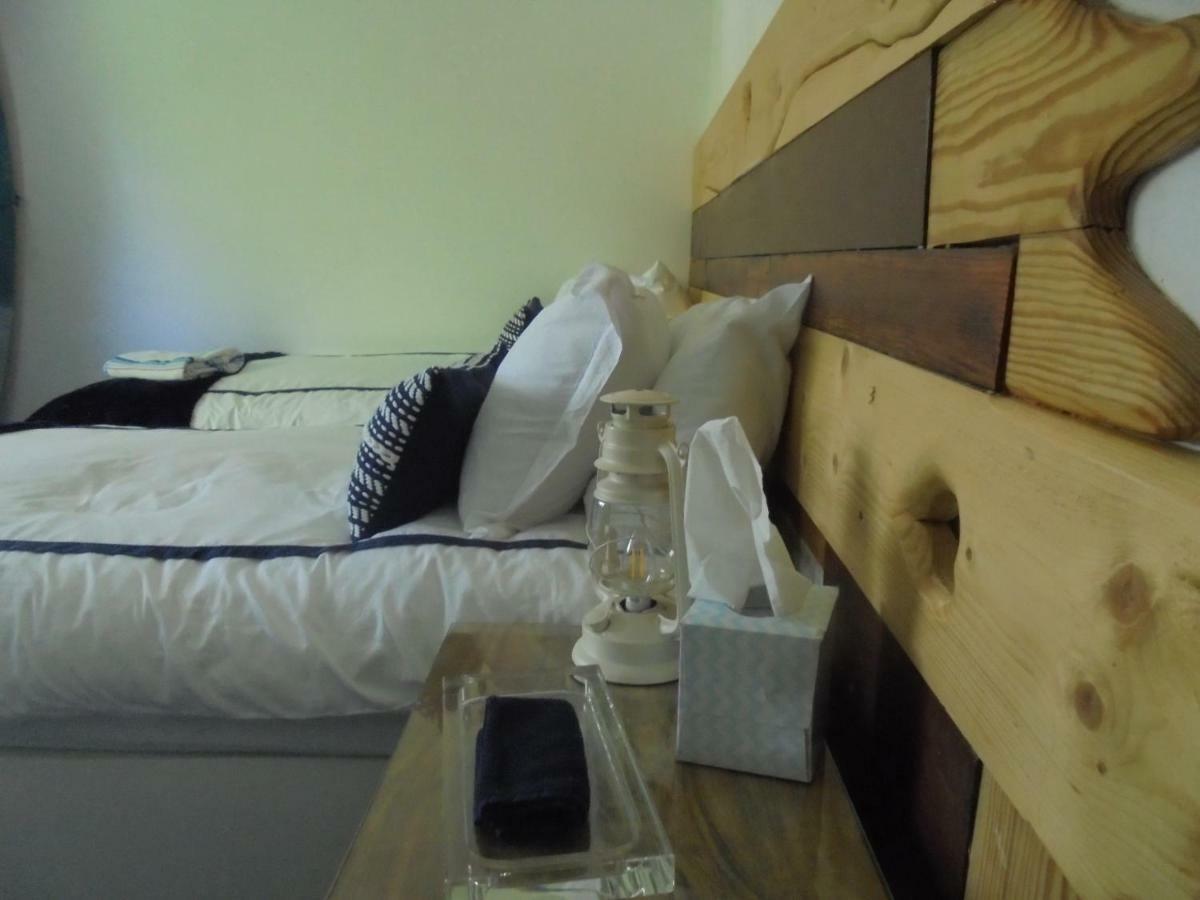 The Beach House Holiday Apartments Истбурн Экстерьер фото